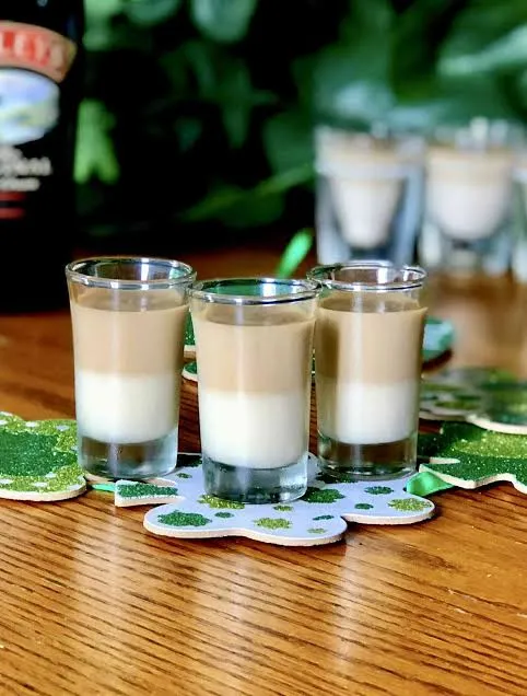 Baileys  au shot